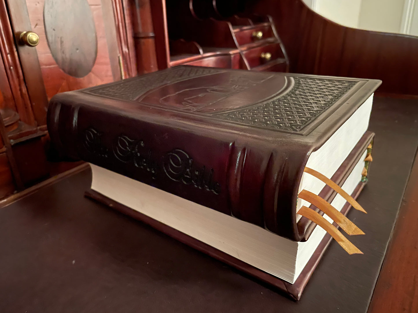 Handmade Leather Bible: Custom Design